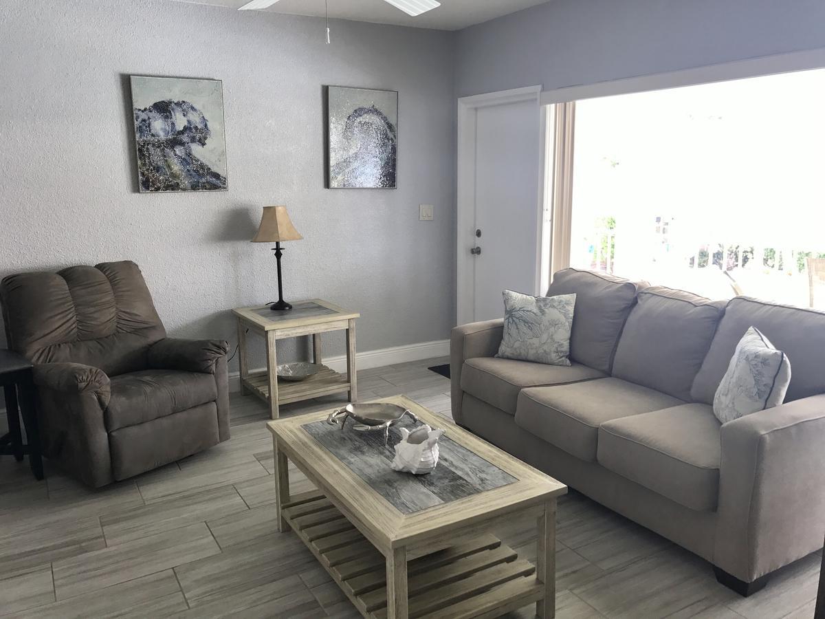 הילסבורו ביץ' Sunrise Ocean Suites מראה חיצוני תמונה